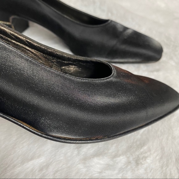 Salvatore Ferragamo Black Shinny Diamond Heels - Picture 3 of 12